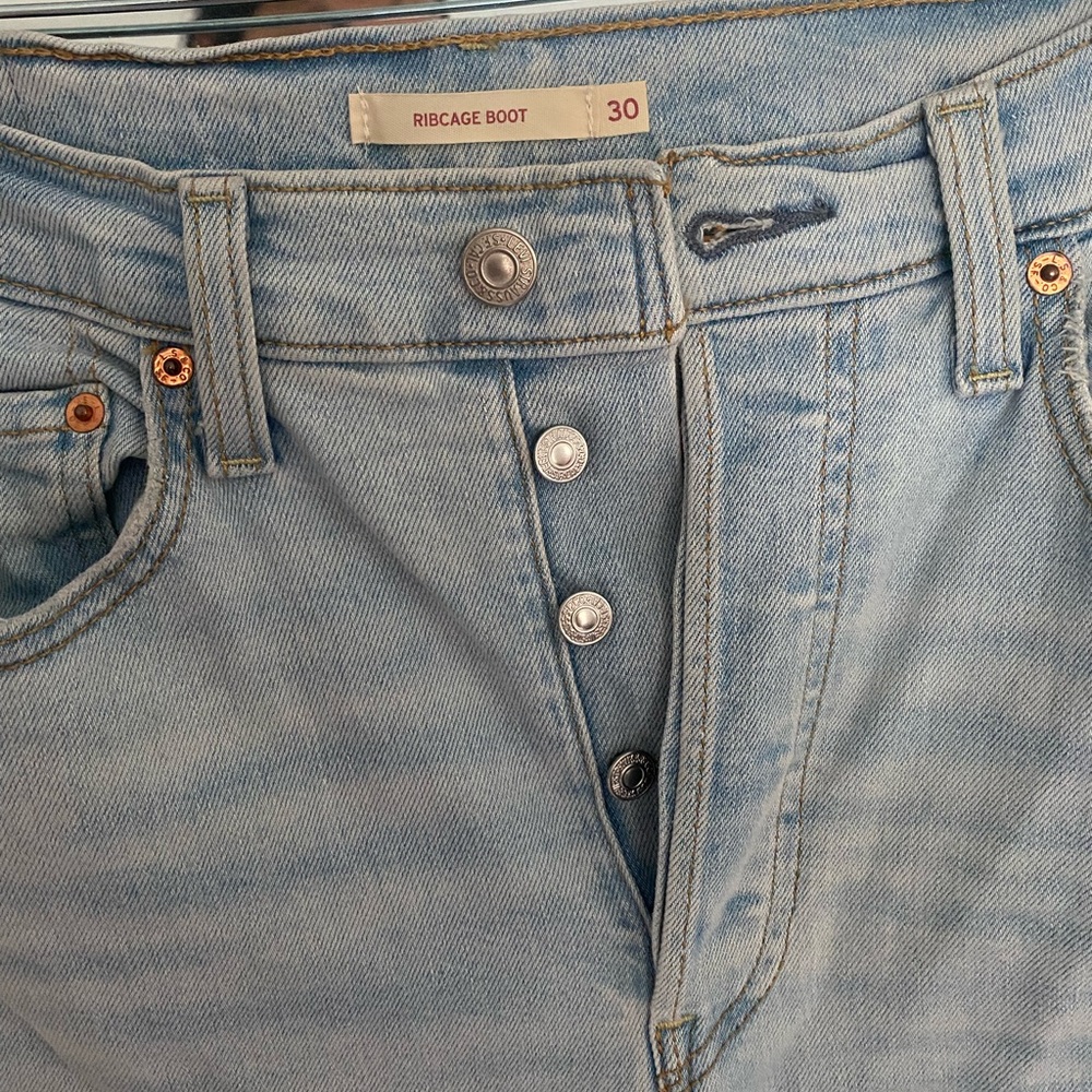 Levi Ribcage Bootcut Jeans - Picture 3 of 7